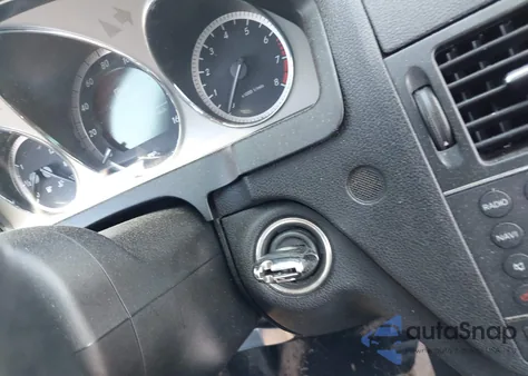 2009 Mercedes-Benz C 300 Luxury 4Matic/Sport 4Matic z USA, uszkodzony, nr VIN WDDGF81X19F198496